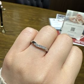 【TANZO.(鍛造指輪)の口コミ】 数店舗回らせていただいた中でとてもお店の方の雰囲気もよく一緒になって…