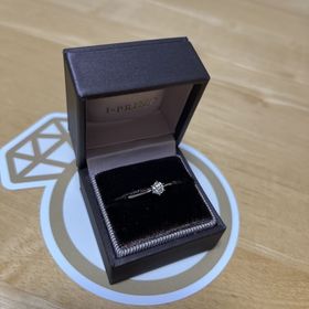 【アイプリモ(I-PRIMO)の口コミ】 ポルックスは指のラインまで綺麗に見せてくれるデザインで、試着した時点…