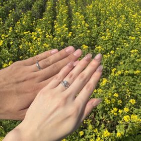 【アイプリモ(I-PRIMO)の口コミ】 水かきが深いので指輪のデザインはストレートでは無く、
ウェーブにしまし…