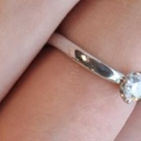 【アイプリモ(I-PRIMO)の口コミ】 シンプルなデザインです。パートナーが購入し、プレゼントしてもらいまし…