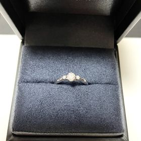 【ラザール ダイヤモンド(LAZARE DIAMOND)の口コミ】 ネットである程度デザインを決めてから行きましたが、実際に見てみて良か…