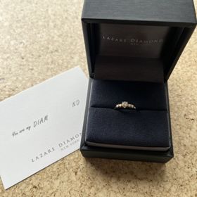 【ラザール ダイヤモンド(LAZARE DIAMOND)の口コミ】 普段からゴールドを身に付けていたので、ゴールドで探していました。中々…