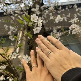 【ヴァンドーム青山(VENDOME AOYAMA)の口コミ】 埋めるダイヤの数を選べるところが、素敵だと感じました。うらの刻印も自…