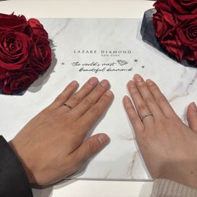 【ラザール ダイヤモンド(LAZARE DIAMOND)の口コミ】 指輪を購入するにあたって何軒もお店周りました。
最初はラザールダイヤモ…