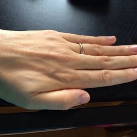 【ティファニー(Tiffany & Co.)の口コミ】 結婚指輪は普段使いなので、仕事でも邪魔にならないようなものが希望でし…