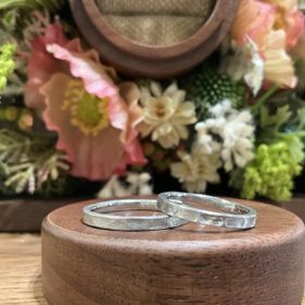 【鎌倉彫金工房の口コミ】 2人で一緒に作れるので、完成した品は満足感がありました。ひとつひとつ、…