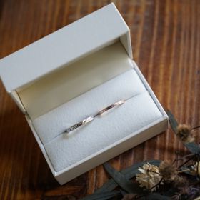 【THREE TREES(スリーツリーズ)の口コミ】 自分達で1からどんなデザインにしたいか考えて、オリジナリティ溢れる指輪…