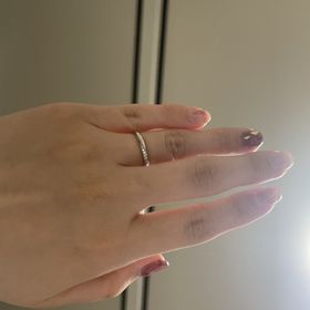 【アイプリモ(I-PRIMO)の口コミ】 ダイヤモンドが15石ついていて、
自分側から見ても相手側から見ても、どこ…