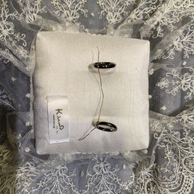 【ケイウノ ブライダル(K.UNO BRIDAL)の口コミ】 まず一番は、付け心地が良かったです。
そして、シンプルながらワンポイン…