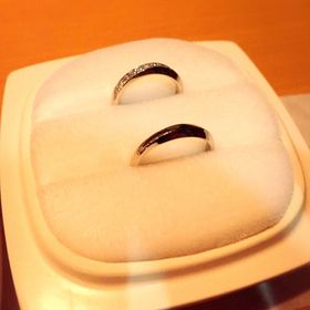 【俄(にわか)の口コミ】 指輪に意味があることが一番の決め手でした。
美しい絹の経糸（縦糸）と緯…