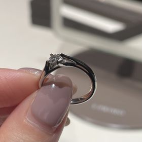 【アイプリモ(I-PRIMO)の口コミ】 指輪のデザインが唯一無二なもので、一目惚れして購入してもらいました。…