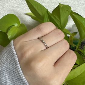 【アイプリモ(I-PRIMO)の口コミ】 軽くて、シンプルで、日常使いしやすいいです！
細身の指の方におすすめで…