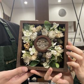 【鎌倉彫金工房の口コミ】 シンプルで日常使いしやすいデザインです。表面はヘアライン仕上げで少し…