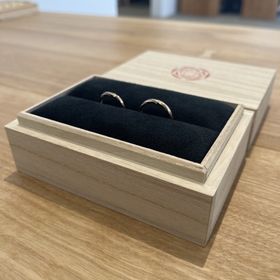 【出雲結(いずもゆい)の口コミ】 メンズ、レディース共々、色合いを一緒にしたこと。
レディースに合わせ、…