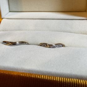 【ケイウノ ブライダル(K.UNO BRIDAL)の口コミ】 指輪のデザインについては、アドバイザーさんとデザイナーさんと共に相談…