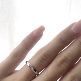 【アイプリモ(I-PRIMO)の口コミ】 シンプルの物を探していたところ 一目惚れした商品!! 女性らしいデザイン…