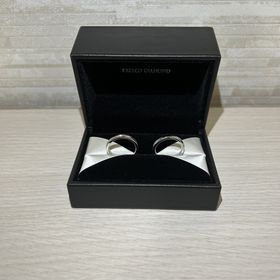 【エクセルコダイヤモンド(EXELCO DIAMOND)の口コミ】 ツイストのデザインが気に入っています
同じようなデザインは他のブランド…