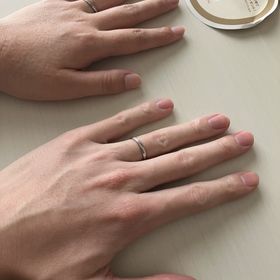 【アイプリモ(I-PRIMO)の口コミ】 色落ちしにくいプラチナで、形状はシンプルでありながら個性の光るデザイ…