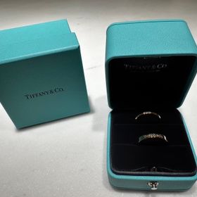 【ティファニー(Tiffany & Co.)の口コミ】 色味がシルバー、ゴールド、ローズゴールドとあり、私たちはローズゴール…
