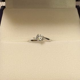 【俄(にわか)の口コミ】 色々なお店に行きましたが、月彩のデザインが可愛くて気に入ったので決め…