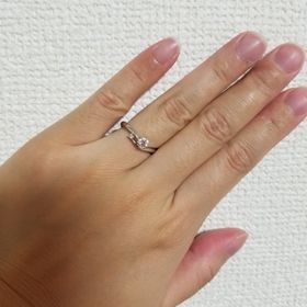 【アイプリモ(I-PRIMO)の口コミ】 特に決め手になったのはデザインです。私の婚約指輪のイメージはシンプル…