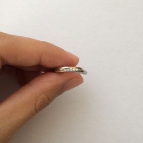 【ケイウノ ブライダル(K.UNO BRIDAL)の口コミ】 プラチナ一色の指輪が嫌で、プラチナと金が入っている指輪。
ストレートで…