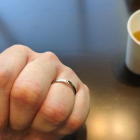 【TANZO.(鍛造指輪)の口コミ】 希望のデザインなど最初は戸惑う点もあったが、夫婦で色々考えるうちに、…
