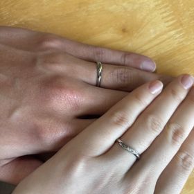 【アイプリモ(I-PRIMO)の口コミ】 手を閉じた時に指輪が指に当たる感覚がなく、付け心地がいいです。普段か…