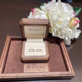 【TANZO.(鍛造指輪)の口コミ】 指輪のデザインは、ペア感が出るように二色を組み合わせる形でお作りいた…