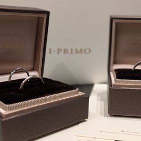 【アイプリモ(I-PRIMO)の口コミ】 セットリングとしてデザインされたリングではない婚約指輪と結婚指輪をセ…