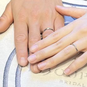 【TOWA(永遠)の口コミ】 指輪を選ぶのに1番こだわった点は、指輪はめたときに違和感がないか着け心…