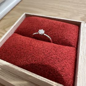 【出雲結(いずもゆい)の口コミ】 婚約指輪といえばこの形！という婚約指輪に憧れており、祈結を選びました…