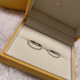 【ケイウノ ブライダル(K.UNO BRIDAL)の口コミ】 指に付けていない感じがして普段使いできる。シンプルなデザインなので何…