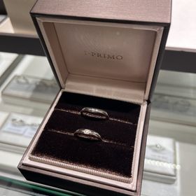 【アイプリモ(I-PRIMO)の口コミ】 指輪のデザインはV字やウェーブのもの、太さは少し太めのものを探していま…