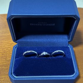 【銀座ダイヤモンドシライシの口コミ】 ウェーブしてて指輪の太さも
太過ぎず細過ぎず付けてゆびが綺麗に見える
…