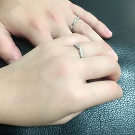 【銀座ダイヤモンドシライシの口コミ】 私の名前がユリのため、リリィという商品名にまず目が止まって、立体的な…