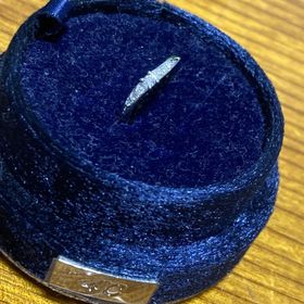 【4℃ BRIDAL(ヨンドシーブライダル)の口コミ】 価格がリーズナブルでデザインがとてもかわいいです。
指輪にウェーブがか…