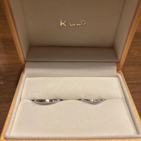 【ケイウノ ブライダル(K.UNO BRIDAL)の口コミ】 シンプルで着け心地がよく、これから先もずっと生活ができるなと感じます…