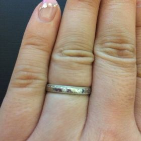 【エクセルコダイヤモンド(EXELCO DIAMOND)の口コミ】 私はミニチュアールというレースをモチーフにしたデザインの指輪が可愛く…