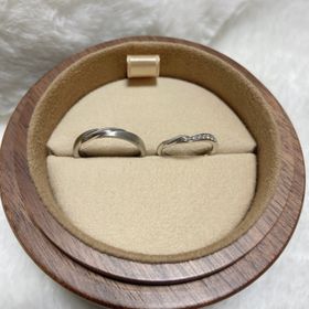 【COLANY(コラニー)】の口コミ 指が綺麗にみえるデザインで、年齢を重ねてもずっとつけていたいデザインだ...