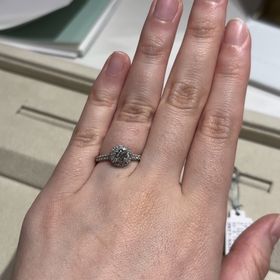 【和光ブライダルブティックギンザの口コミ】 せっかく買ってもらう指輪なので、以下のポイントを重視して探していまし…