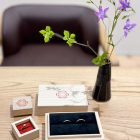 【出雲結(いずもゆい)の口コミ】 つけ心地、合わせやすさが大事だと思いました。
リングの太さも変えれて着…