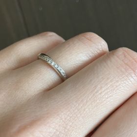 【銀座ダイヤモンドシライシの口コミ】 お手頃な価格でとても気に入った品物を購入できました。
デザインも、流行…