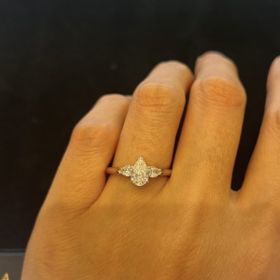 【グラフ(GRAFF)の口コミ】 シンプルで他にないデザインで、グラフは大ぶりでゴージャスな指輪が多い…