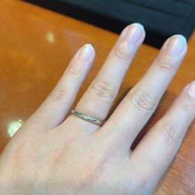 【TRECENTI(トレセンテ)の口コミ】 つけ心地がとてもいいです。指輪のお話をしている際、ずっとつけさせて頂…