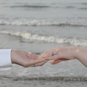 【Flavor(フレーバー)】の口コミ シンプルなデザインかつマットな質感が特徴的で、主張しすぎず手元に自然に...