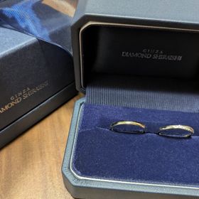 【銀座ダイヤモンドシライシの口コミ】 指輪のデザインがシンプルで可愛かったので、カタログで見た第一候補の指…