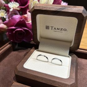 【TANZO.(鍛造指輪)の口コミ】 独自の鍛造製法で品質を信頼できると思いました。
デザインもフルオーダー…
