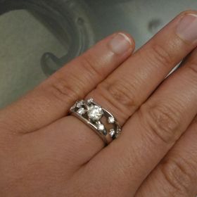 【アイプリモ(I-PRIMO)の口コミ】 フルオーダーでお安くイメージ通りの婚約指輪を作成して頂けるお店を探し…