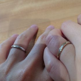 【出雲結(いずもゆい)の口コミ】 変わったデザインで良い。着ける人のことを考えられたデザインのため、着…